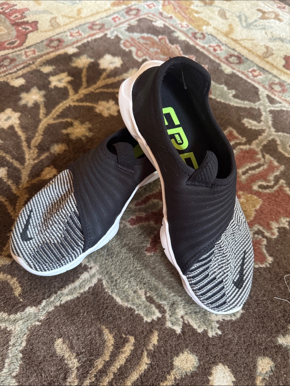 Nike Black & White Slip-On Knit Running Shoes